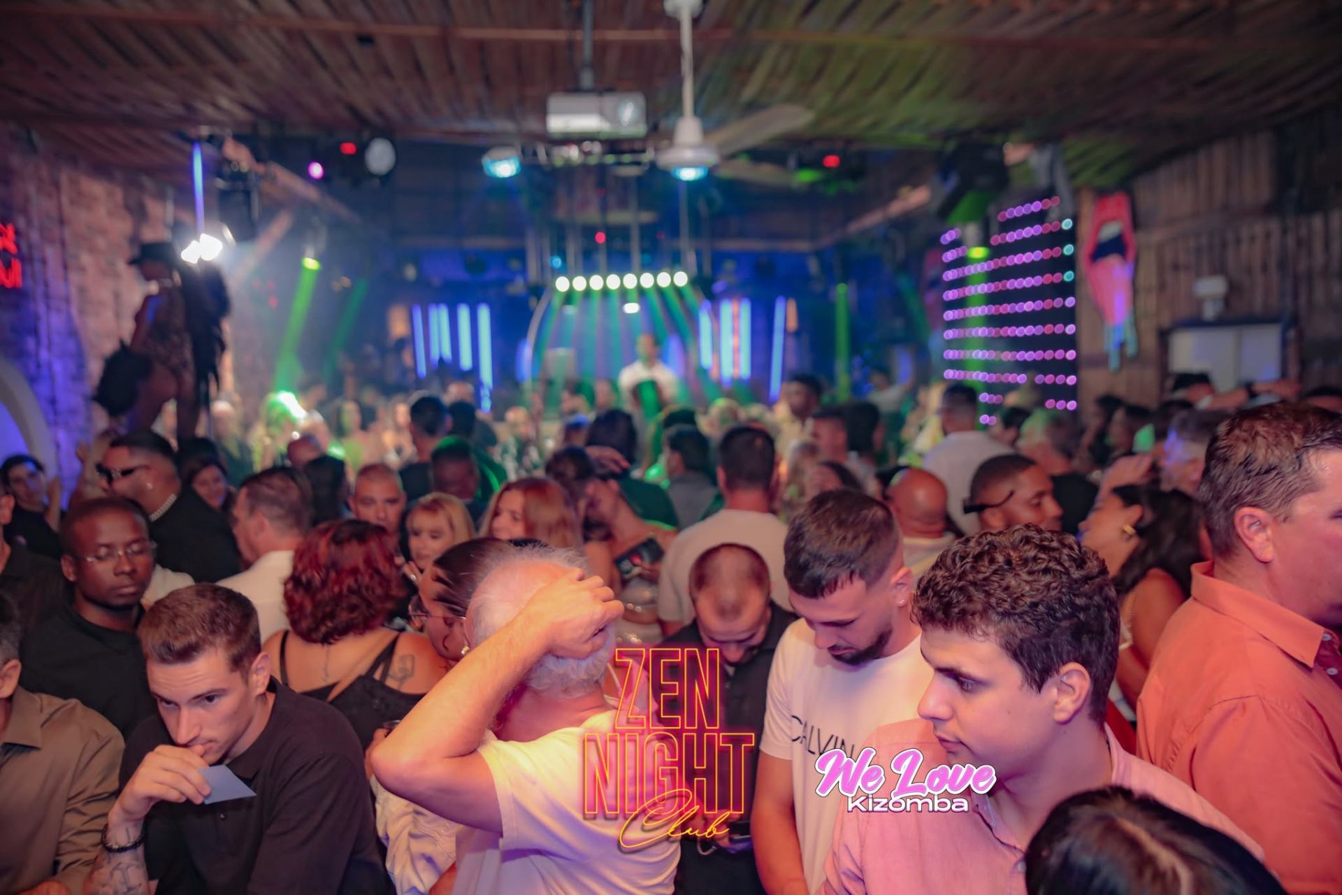 VIP Lounge Discoteca